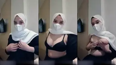 Bokep Indo Hijab Camilla Main Toket Gede